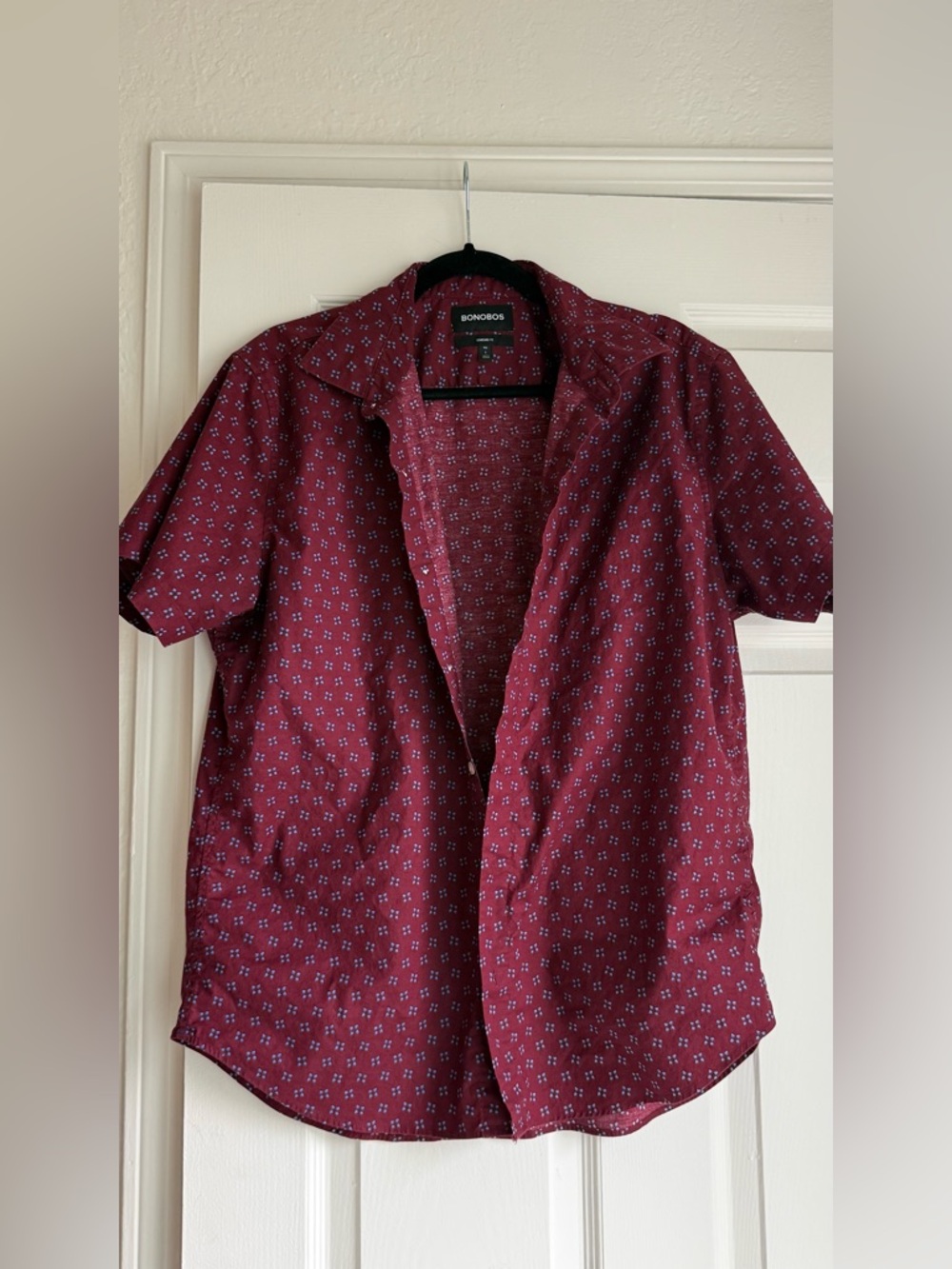 Bonobos Short Sleeve Shirt in Burgundy with Blue Motif